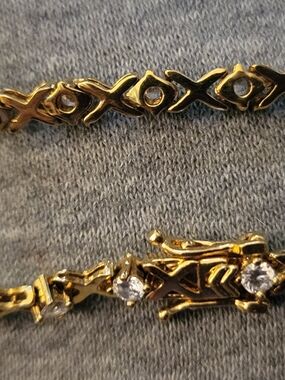 Gold XOXO Link Bracelet with Clear Stones - Women Jewelry